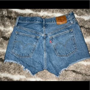 Women Levi 501 Shorts